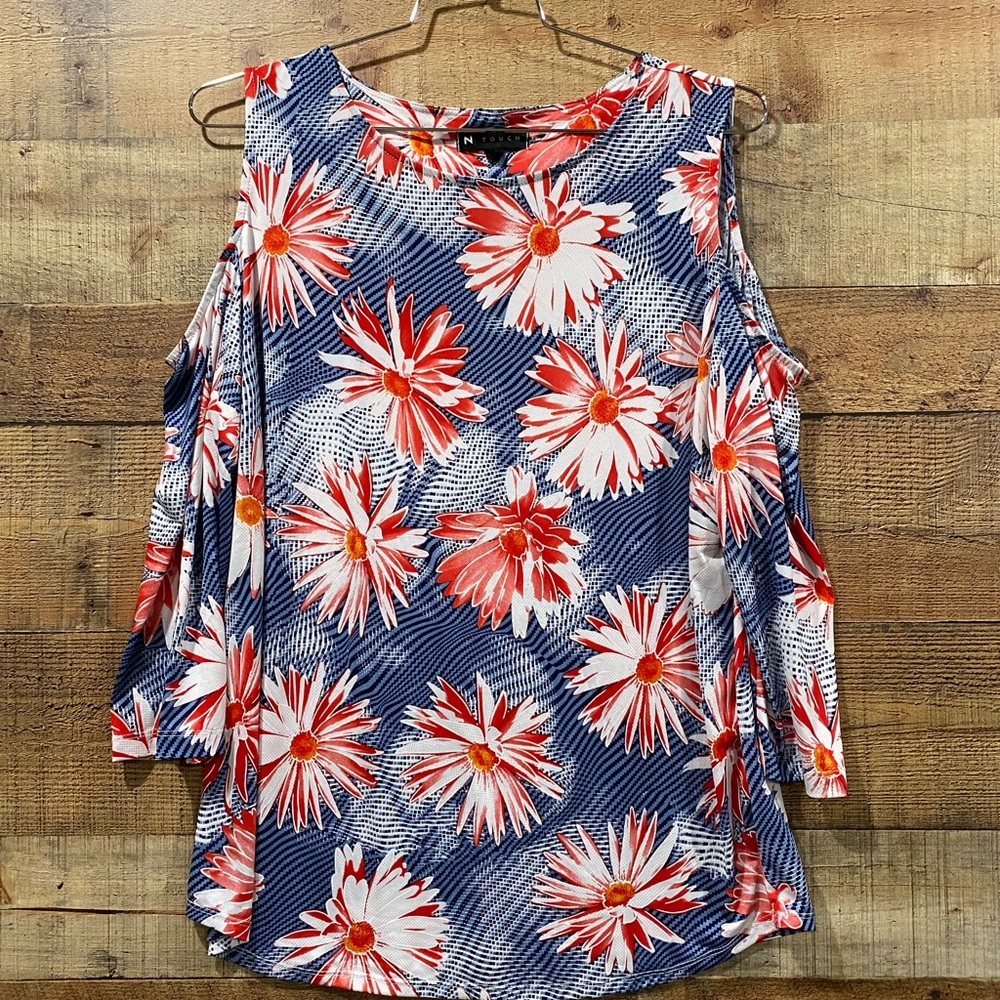 N Touch Cold Shoulder Stretchy Floral Pattern Top Size Large